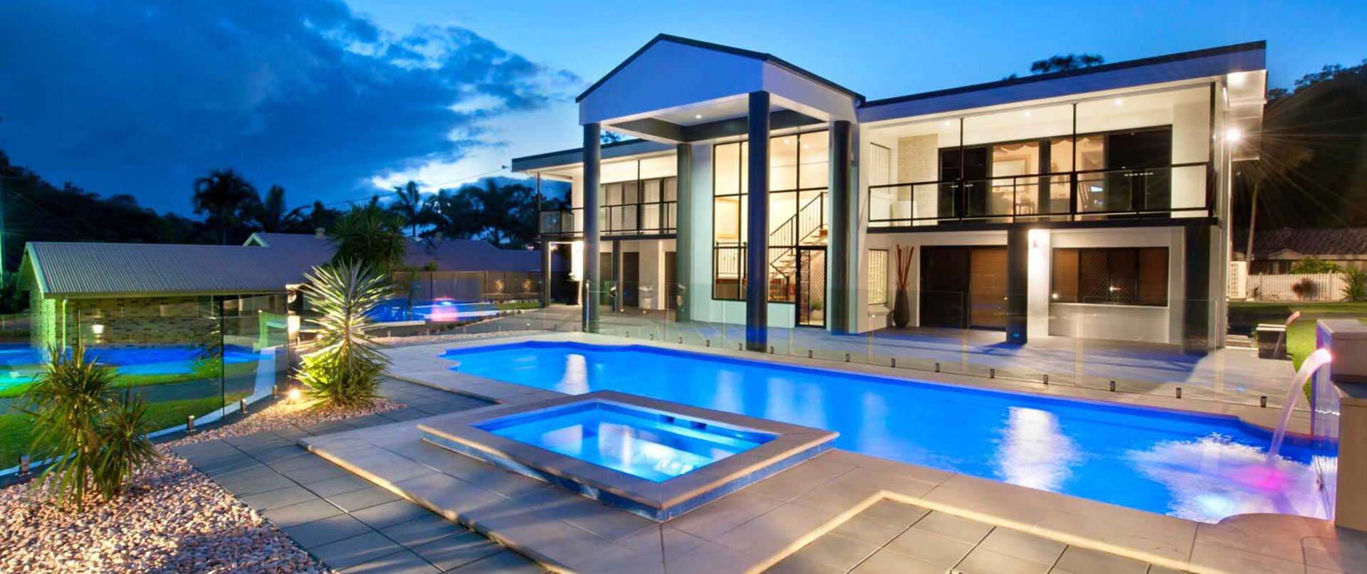 Fibreglass pools Melbourne affordable Aqua Lagoon Pools